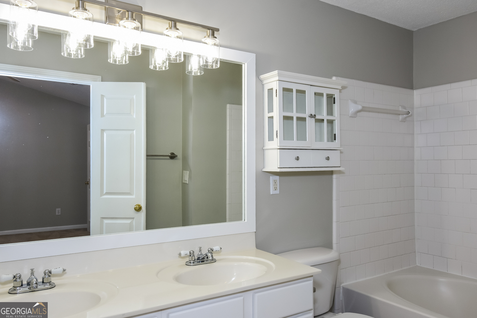 The Preserve at Nesbit Ferry - Residential Lease
