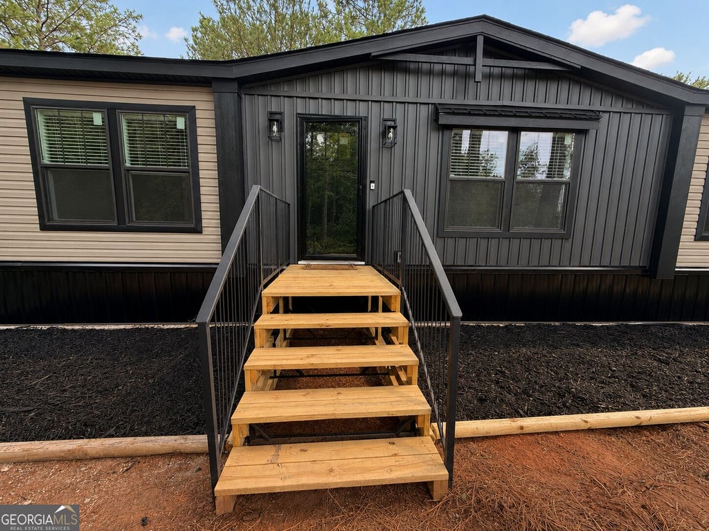 Photo of 415 Oliver Road, Barnesville, GA 30204 (MLS # 10835436)