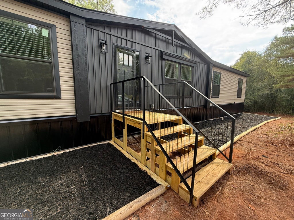 Photo of 415 Oliver Road, Barnesville, GA 30204 (MLS # 10835436)