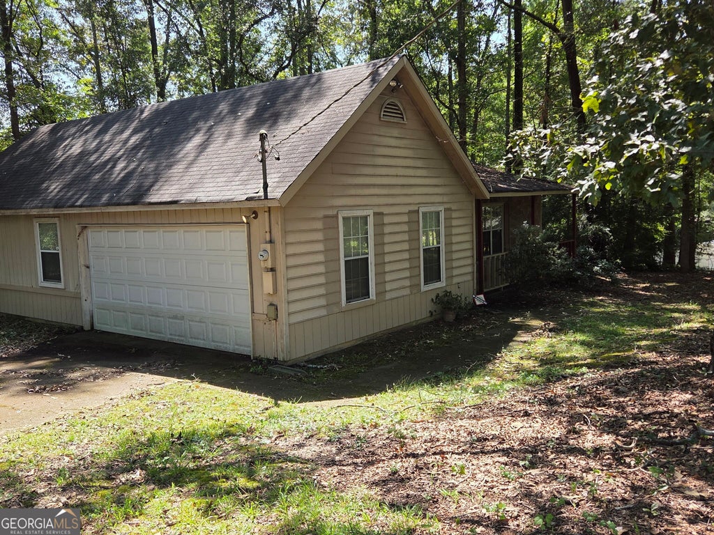 Photo of 1916 Woods Court, Riverdale, GA 30296 (MLS # 10869254)