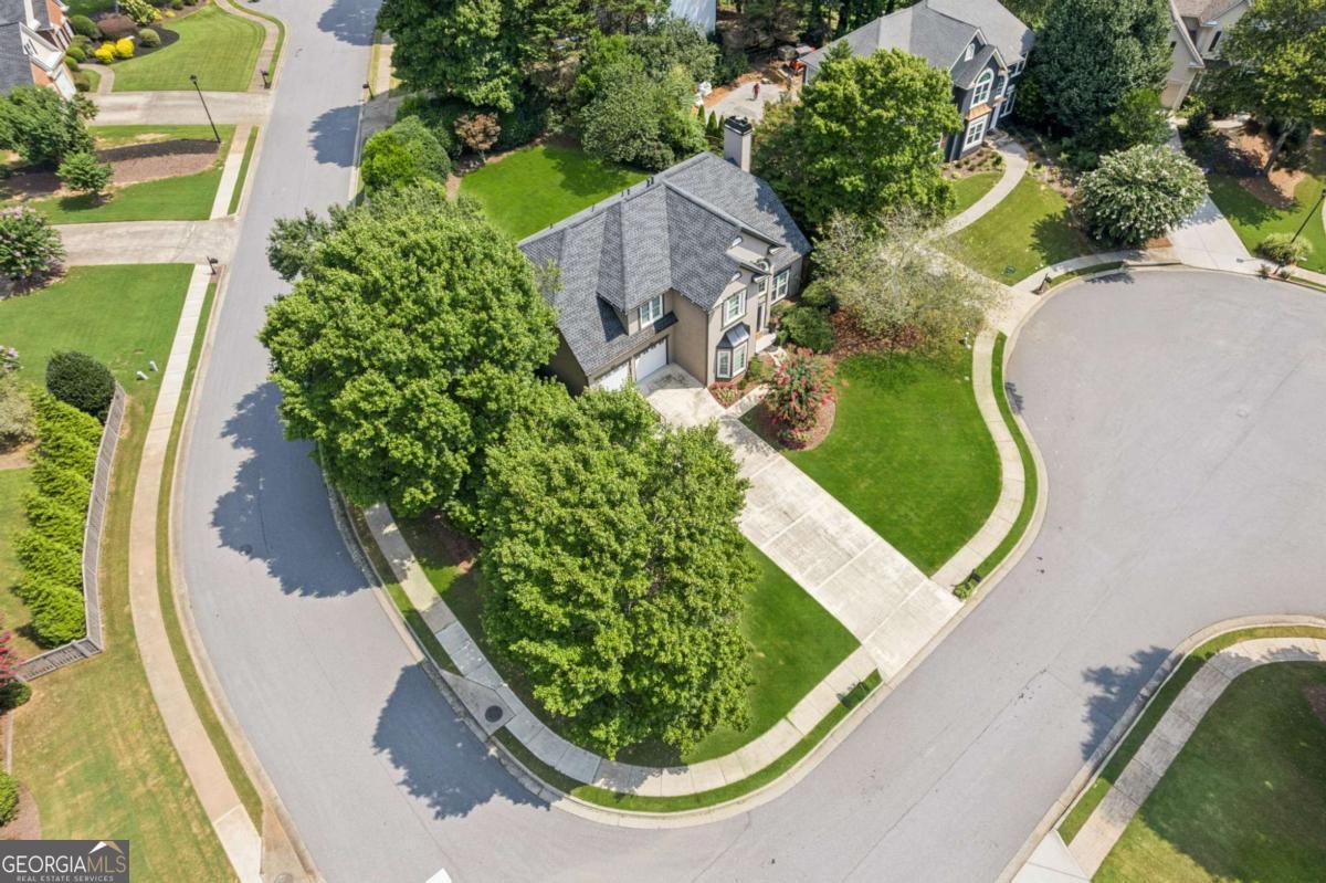 150 Cobblestone Way