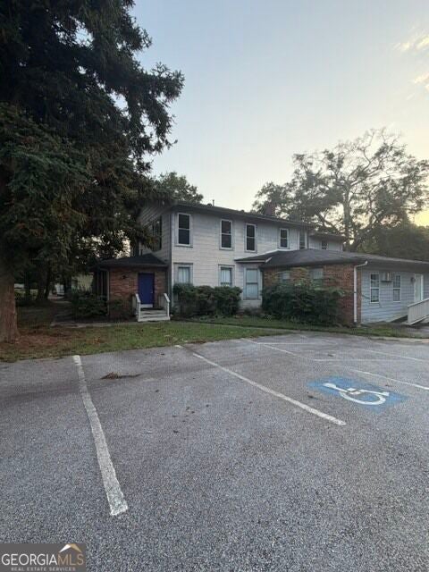 350 N Jeff Davis DR
