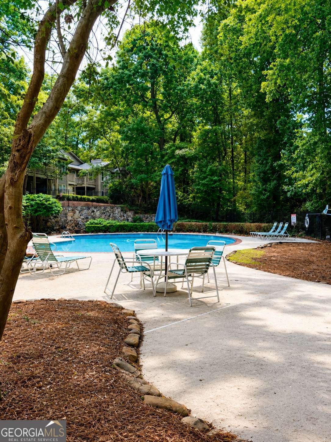 1303 Country Park DR