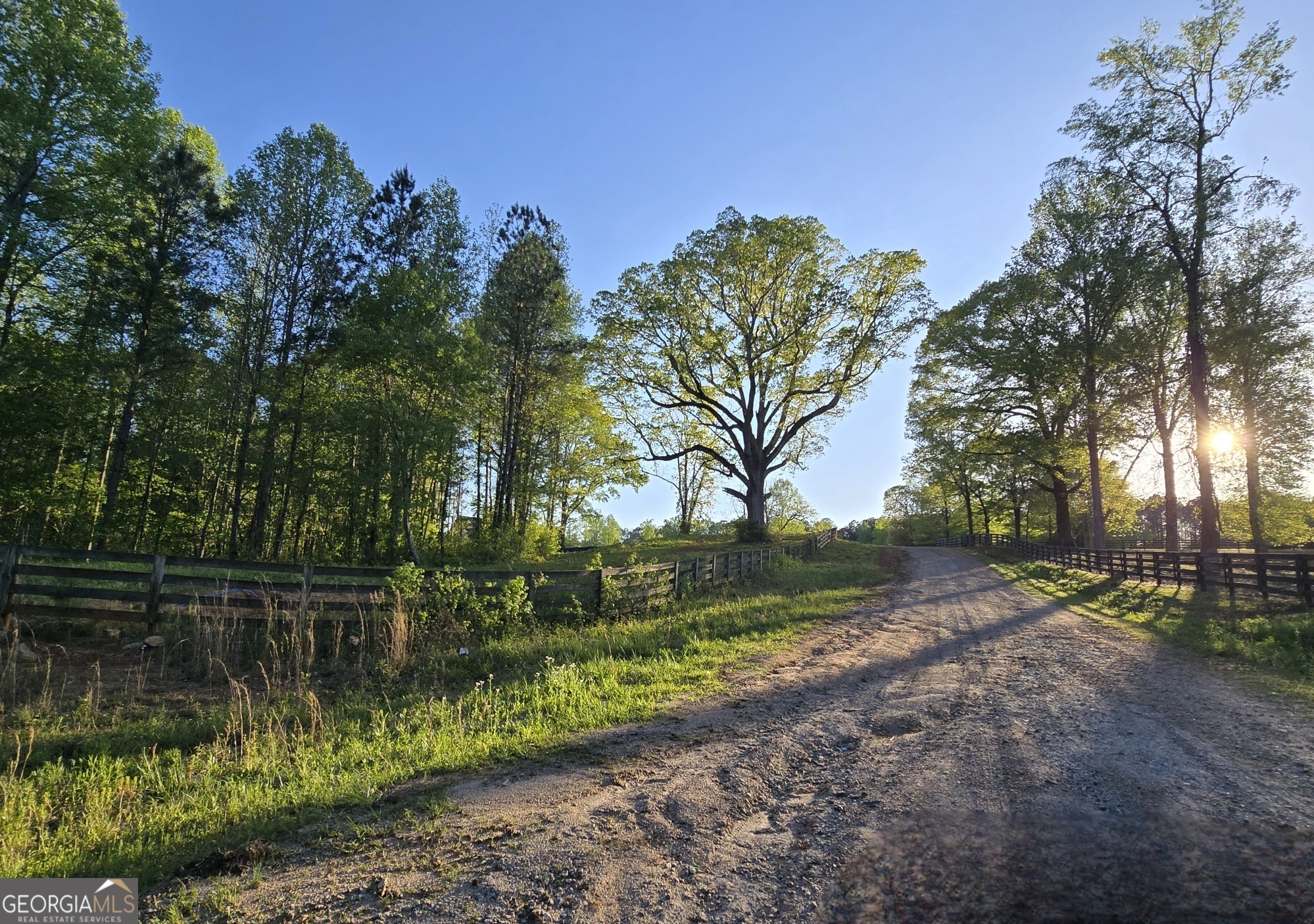 LOT C Montannas Way