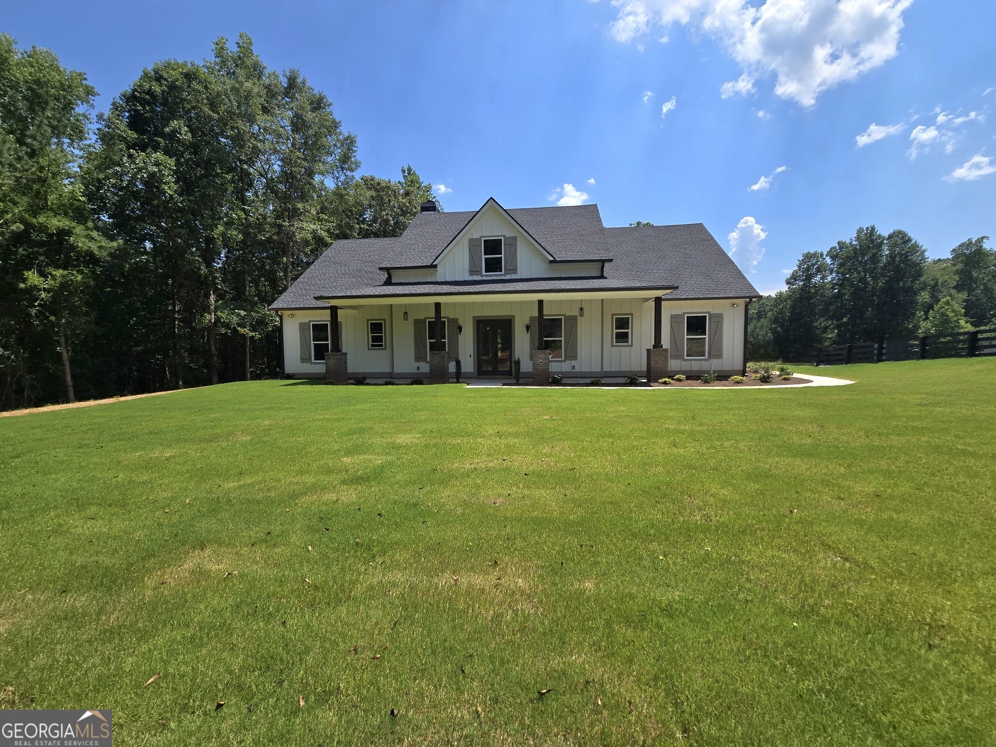 LOT C Montannas Way