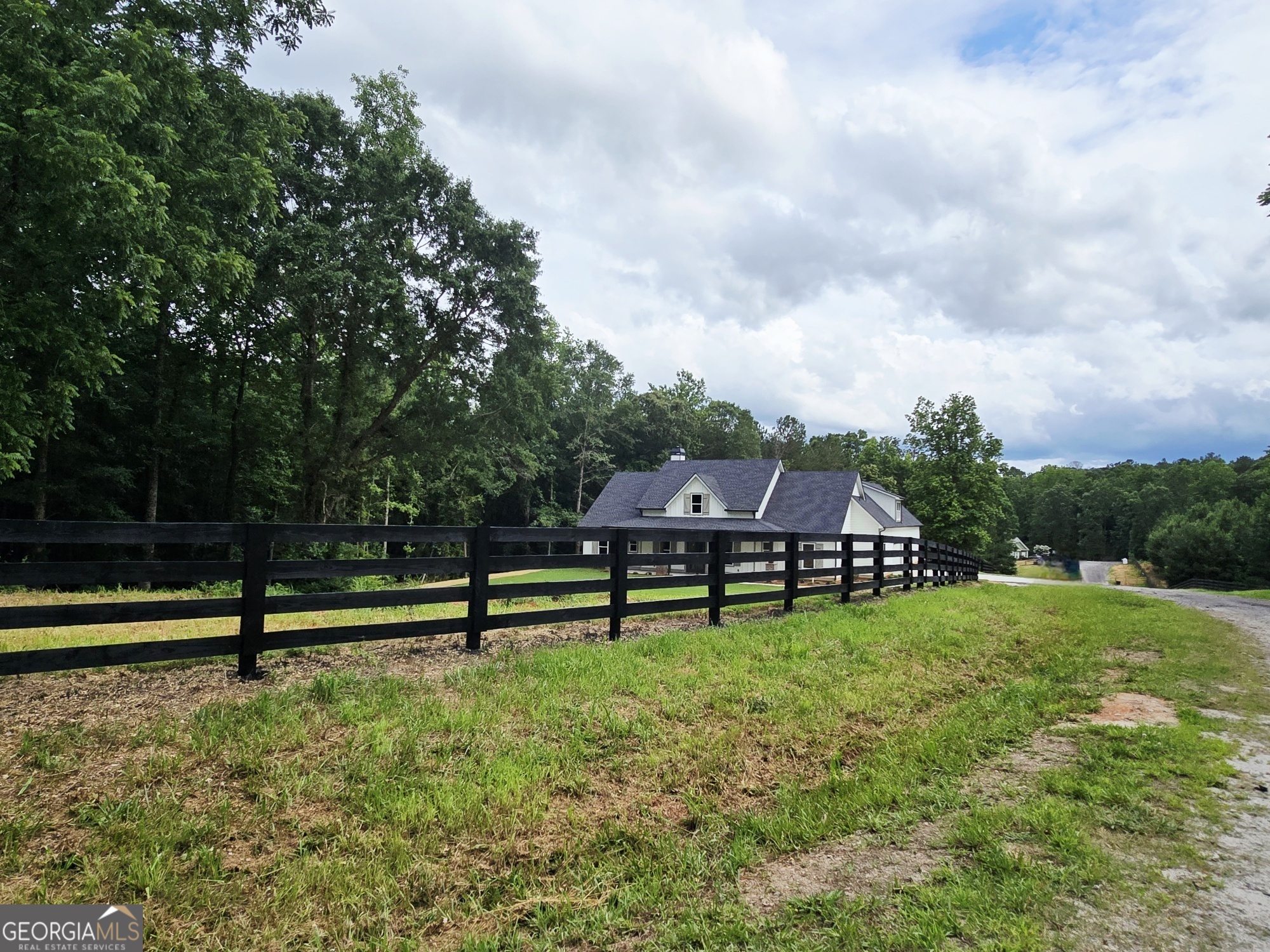 LOT C Montannas Way