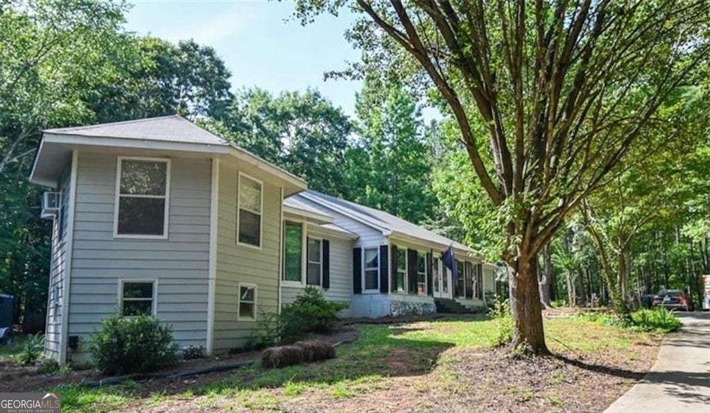 Photo of 819 N Bethany Road, McDonough, GA 30252 (MLS # 10784235)