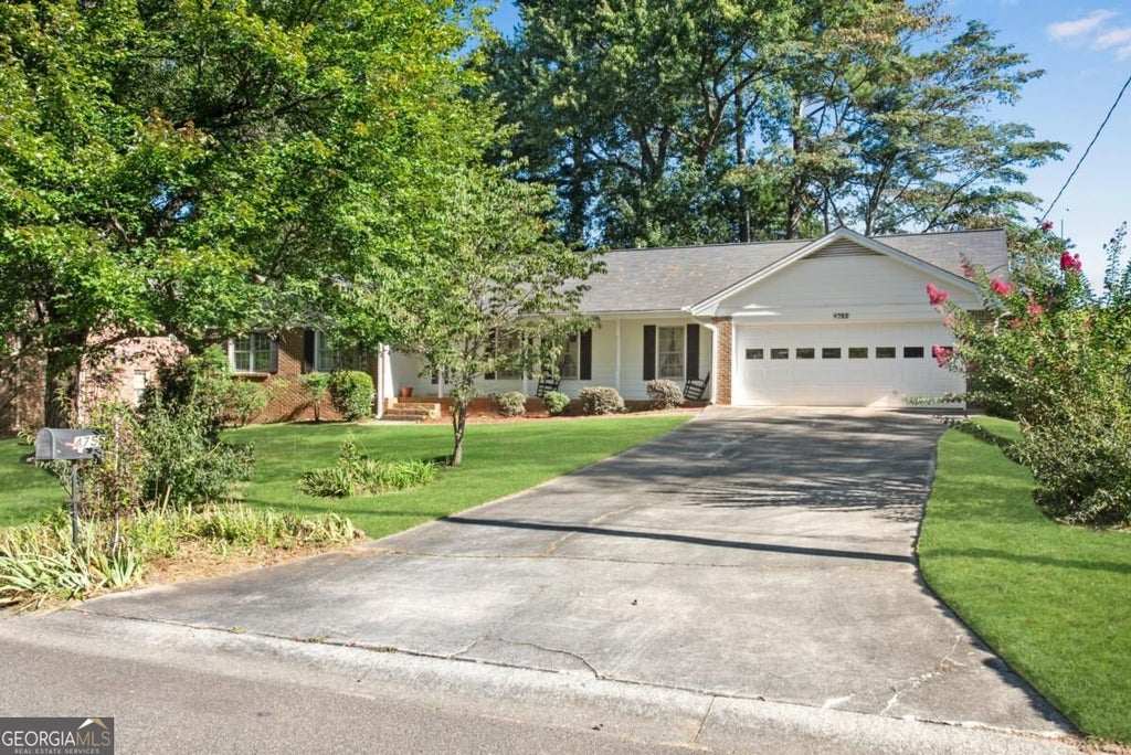 Photo of 4755 Andalusia Trail, Atlanta, GA 30360 (MLS # 10880833)
