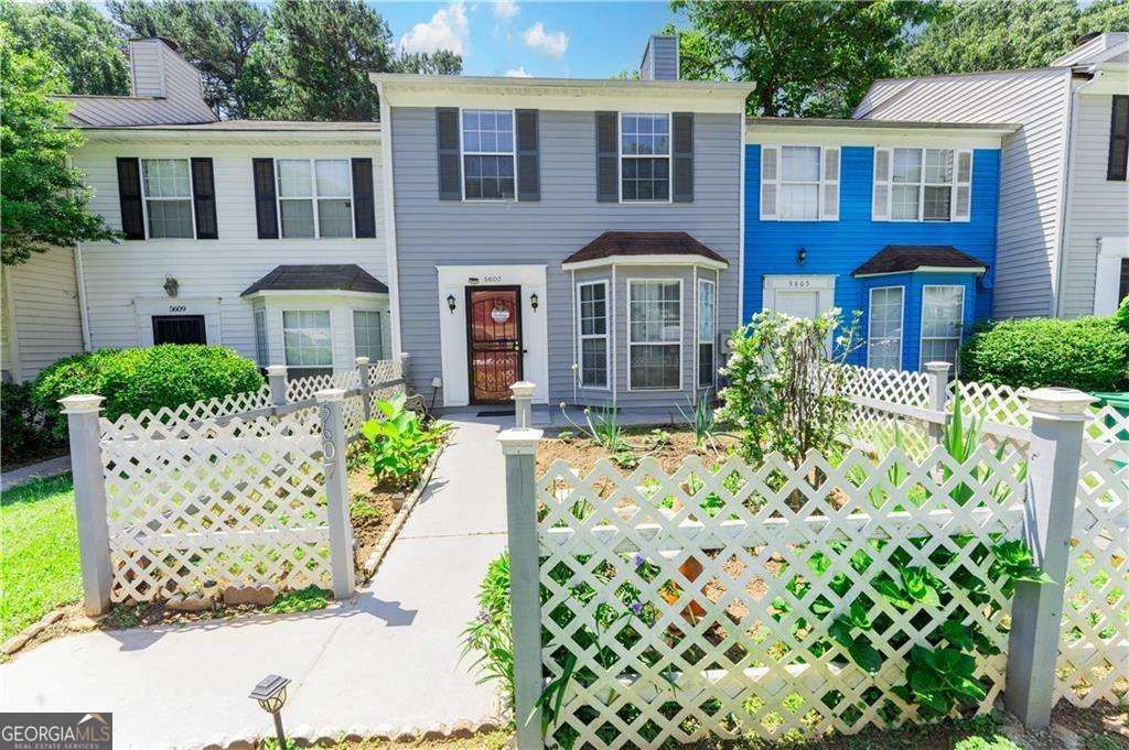 Photo of 5607 Stonington Trace Parkway, Stone Mountain, GA 30087 (MLS # 10668081)