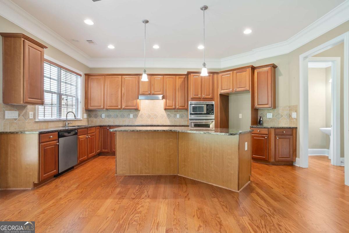 Crabapple Registry - Residential