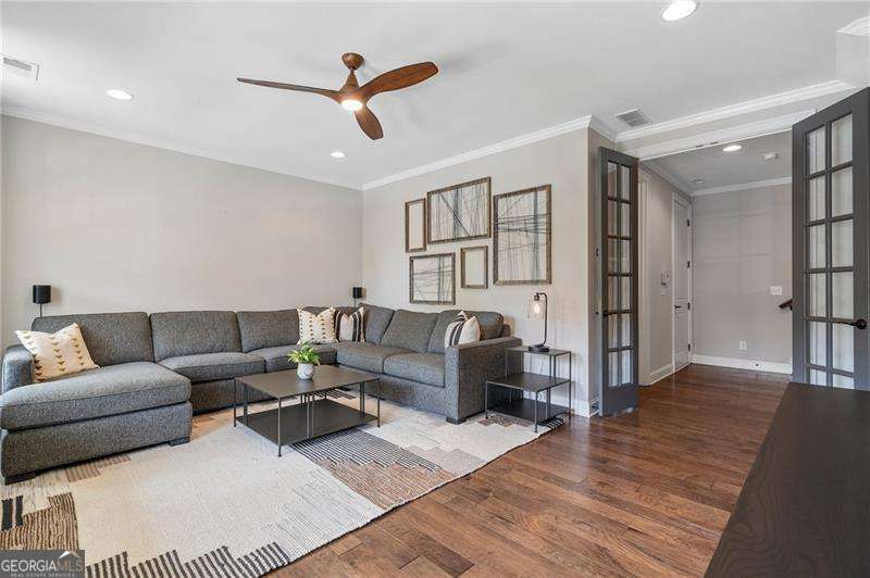 Midwick - Residential