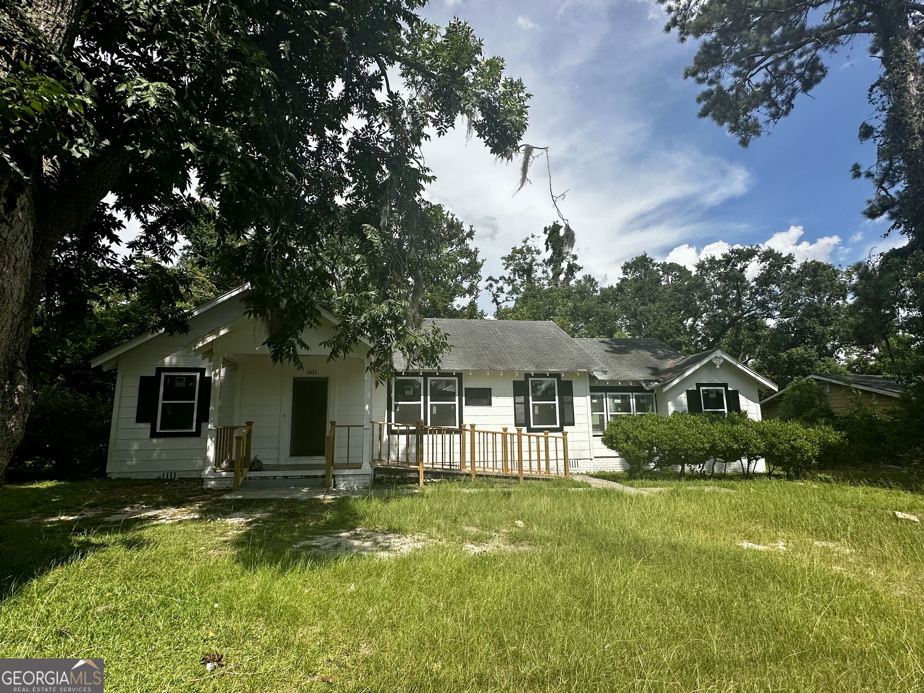 Charming mid-century home with modern upgrades in the heart of Valdosta! Step into the perfect blend of classic charm and contemporary style in this nicely renovated 3-bedroom, 1-bath home built in 1955. This home features updated flooring, fresh paint, updated cabinets, vanity, light fixtures and finishes throughout. Brand new windows have been installed throughout the home. Schedule your tour today!