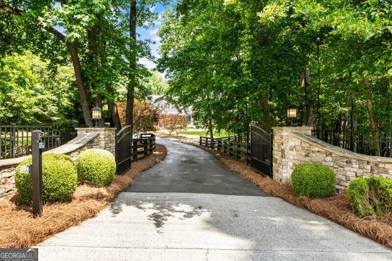 3832852293 Homes for Sale