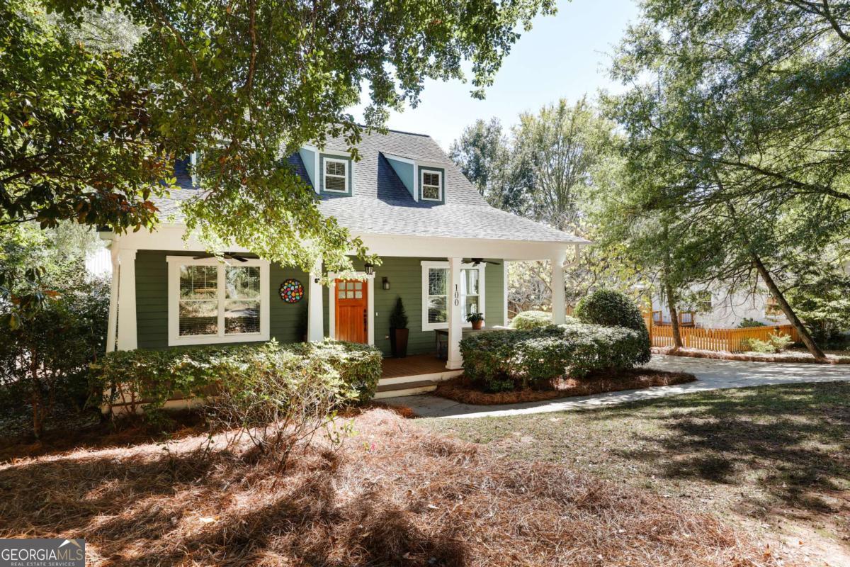 100 Crestview CIR