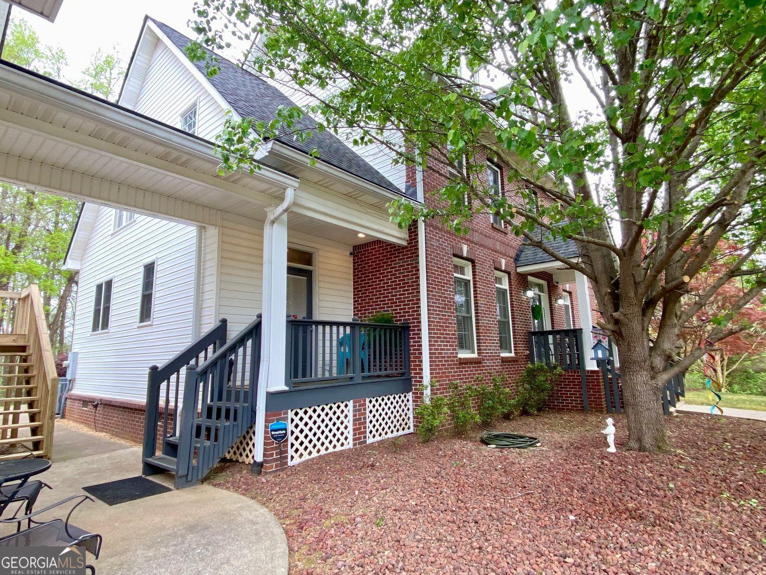 2210 Holly Springs RD