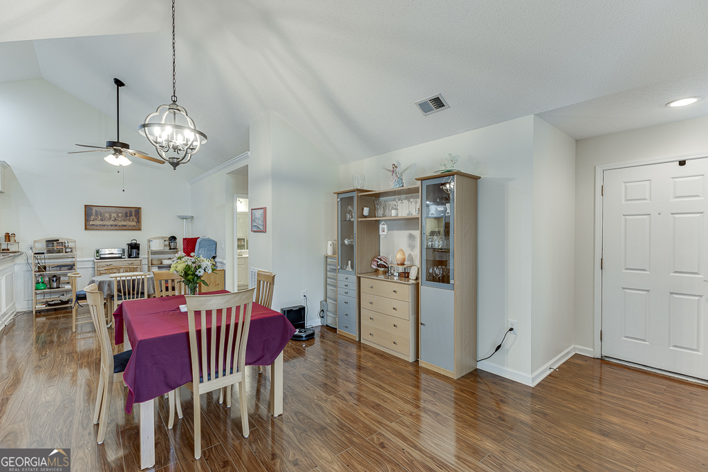 2927 Oakside CIR