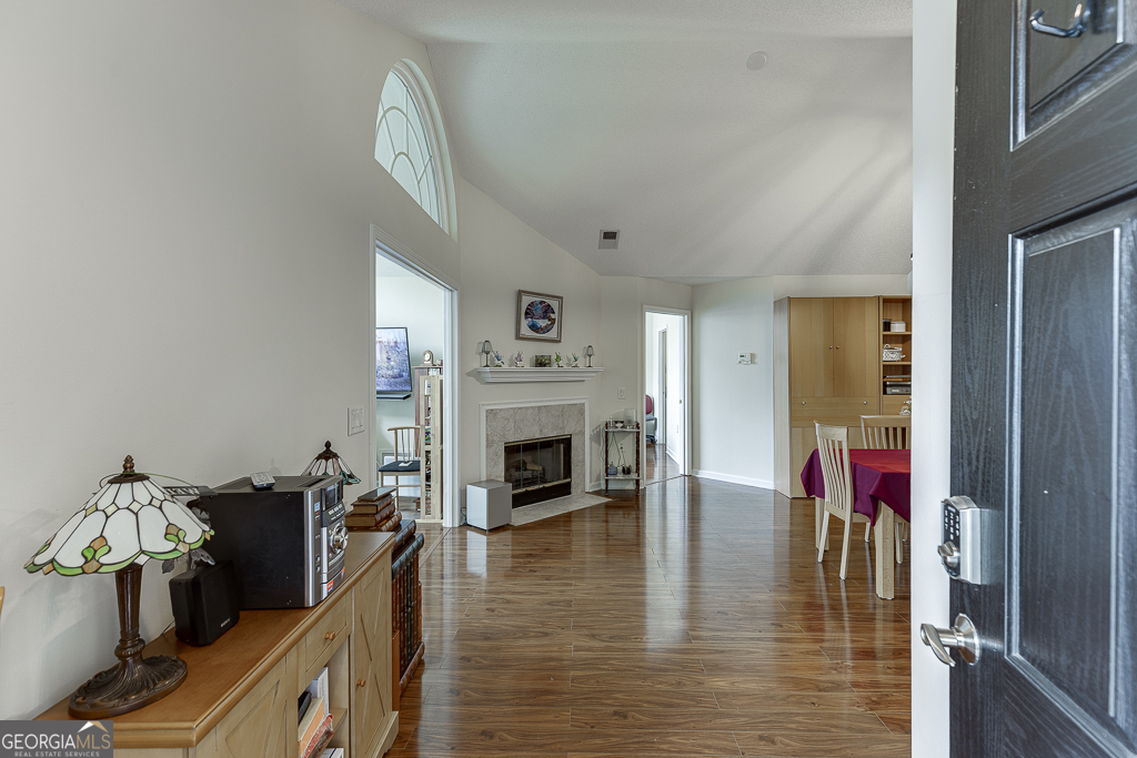 2927 Oakside CIR