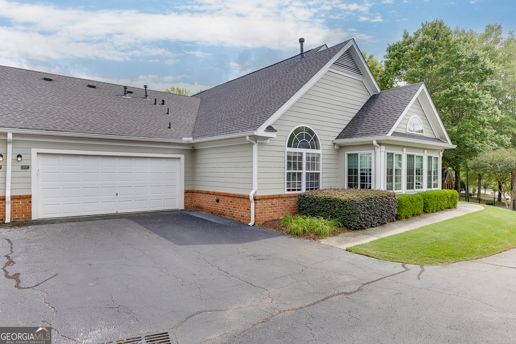 2927 Oakside CIR