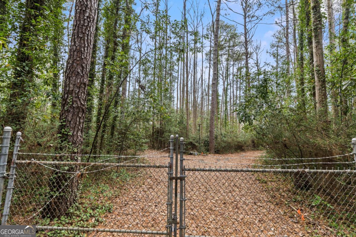 5635 Lake Forrest DR