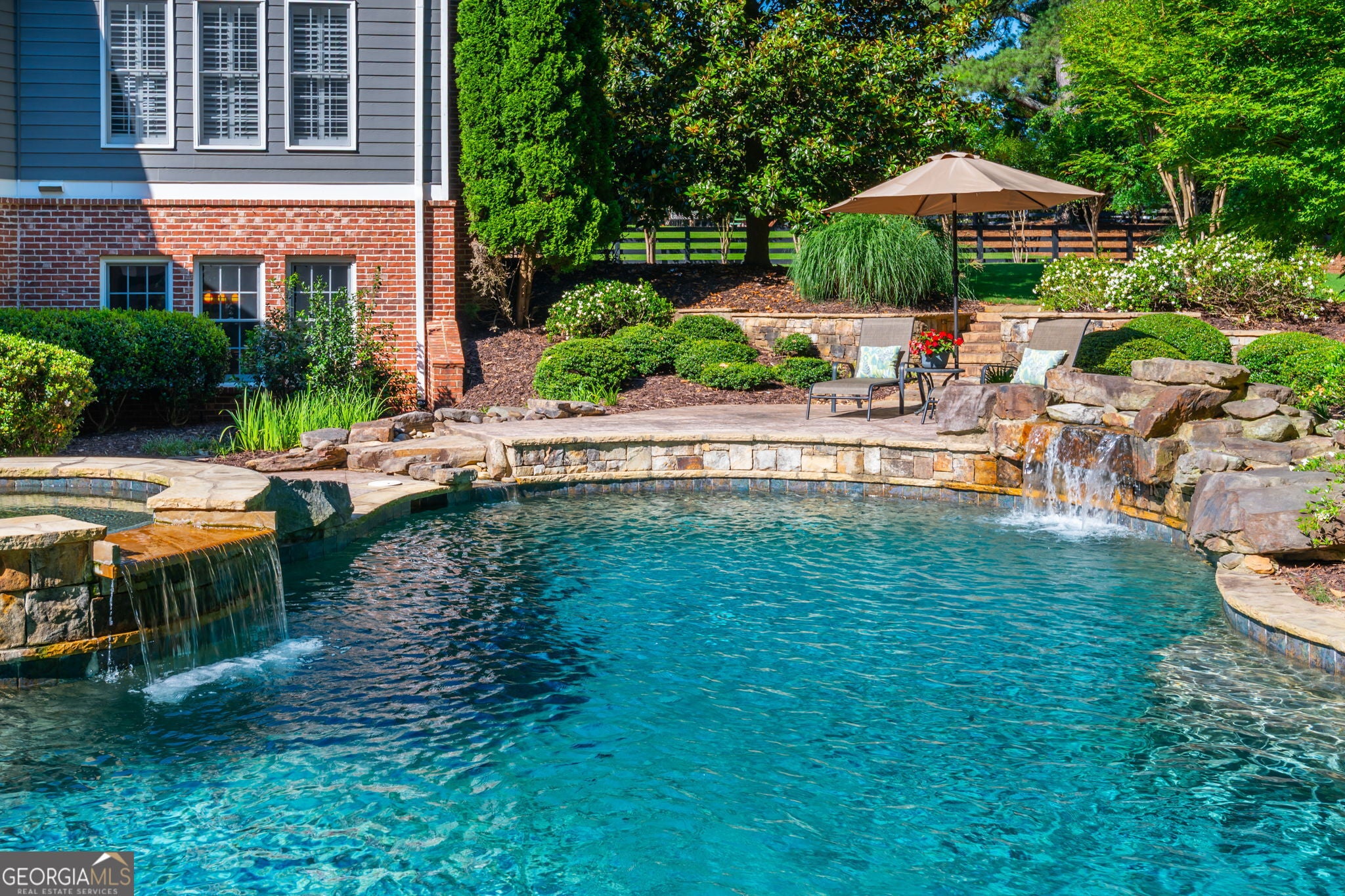 320 Sweet Gum CIR