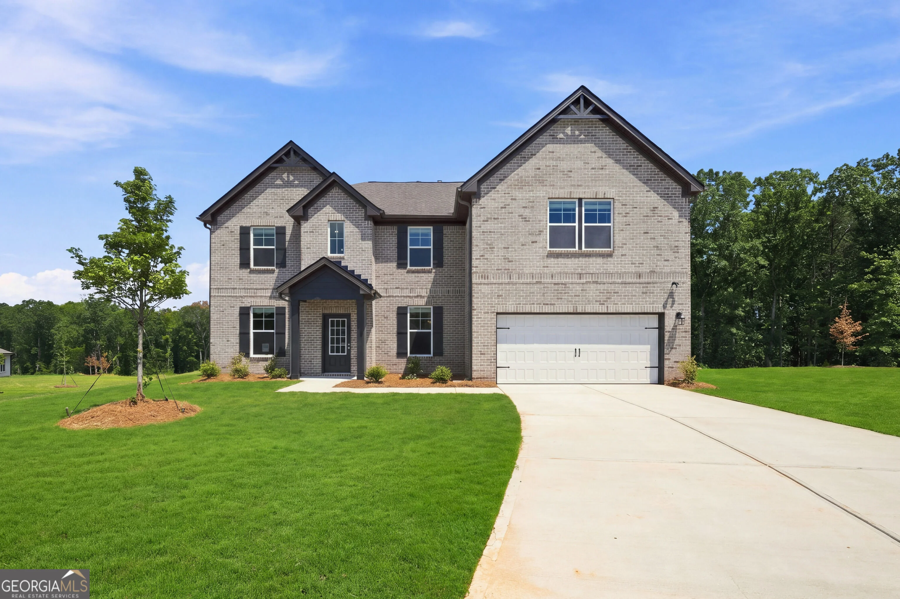 605 Button Grove