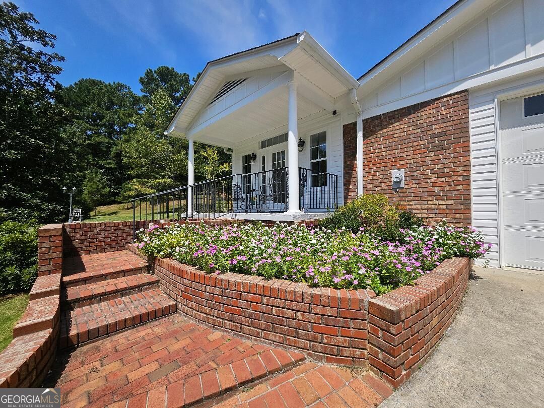 2815 Old Dalton RD NE