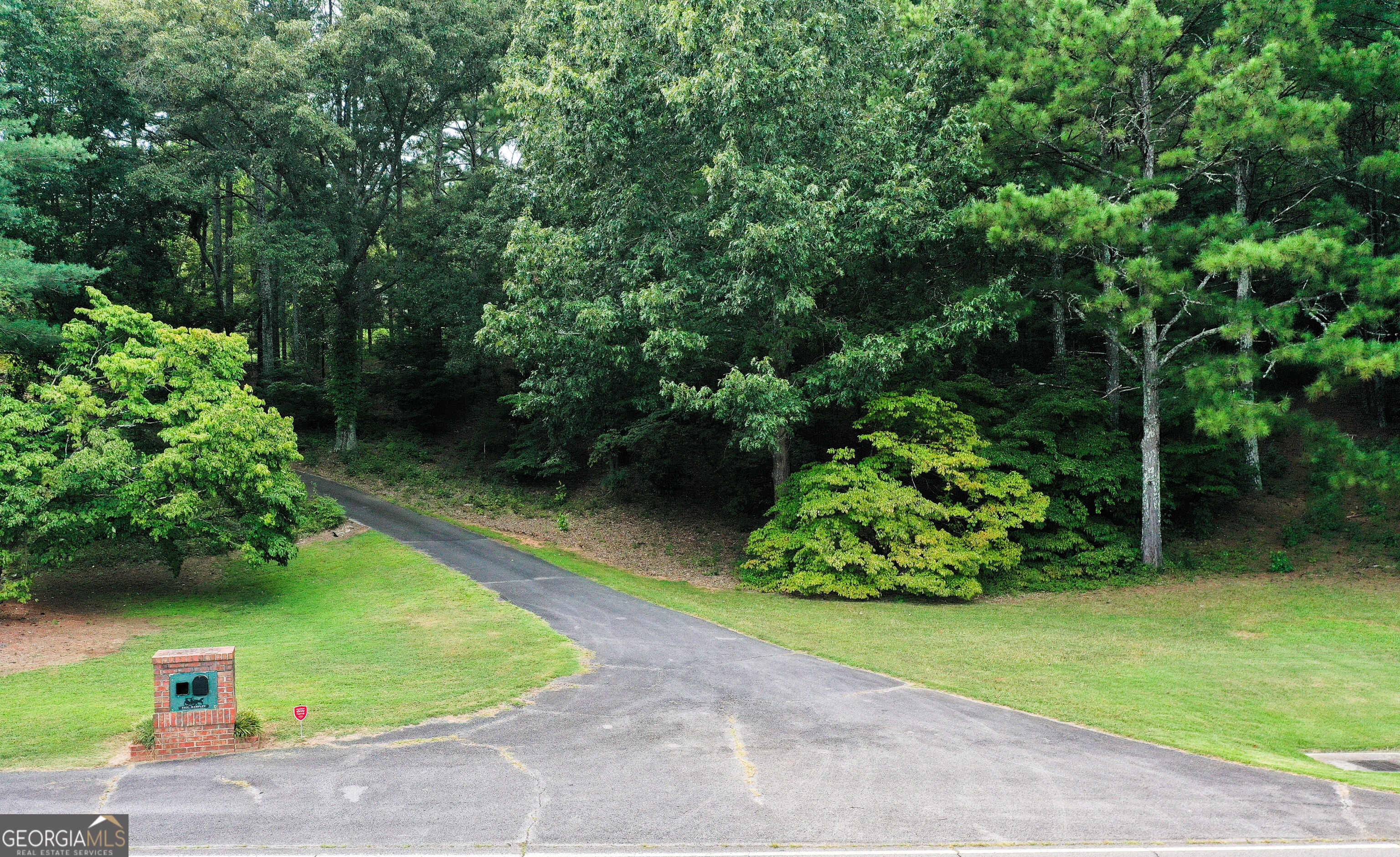 2815 Old Dalton RD NE