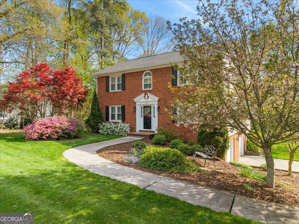 Photo of 1033 Wash Lee Drive SW, Lilburn, GA 30047 (MLS # 10722367)