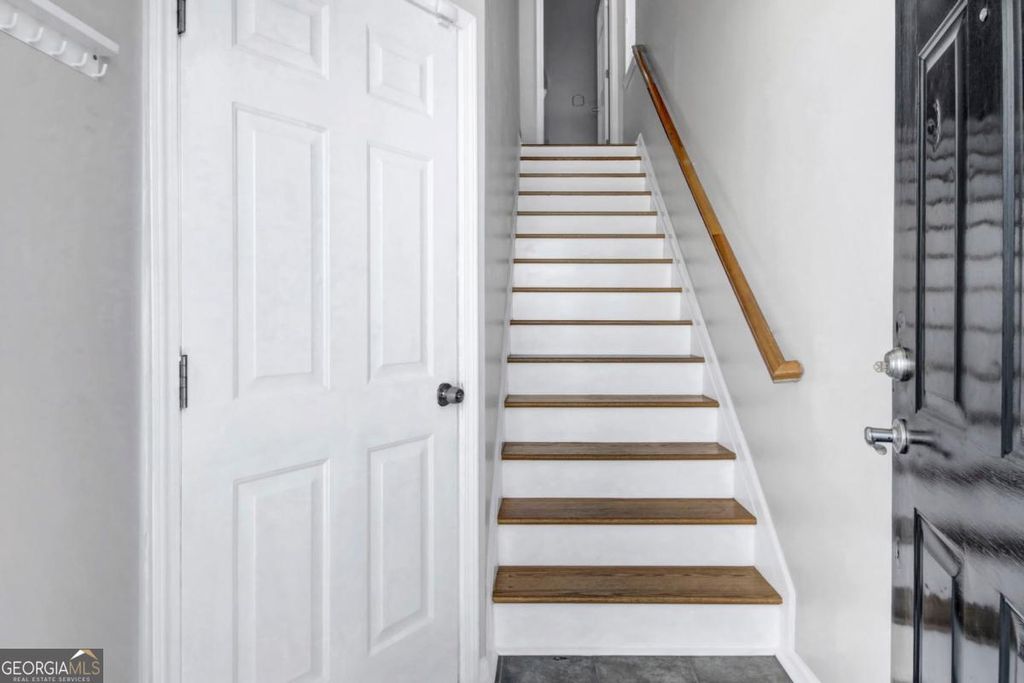 Photo of 564 Fraser Street SE, Atlanta, GA 30312 (MLS # 10712450)