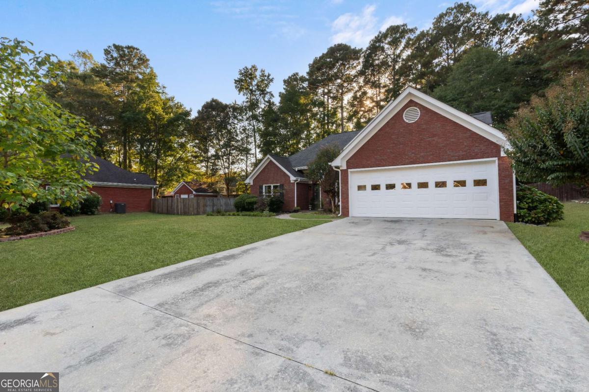 233 Ivy Creek DR
