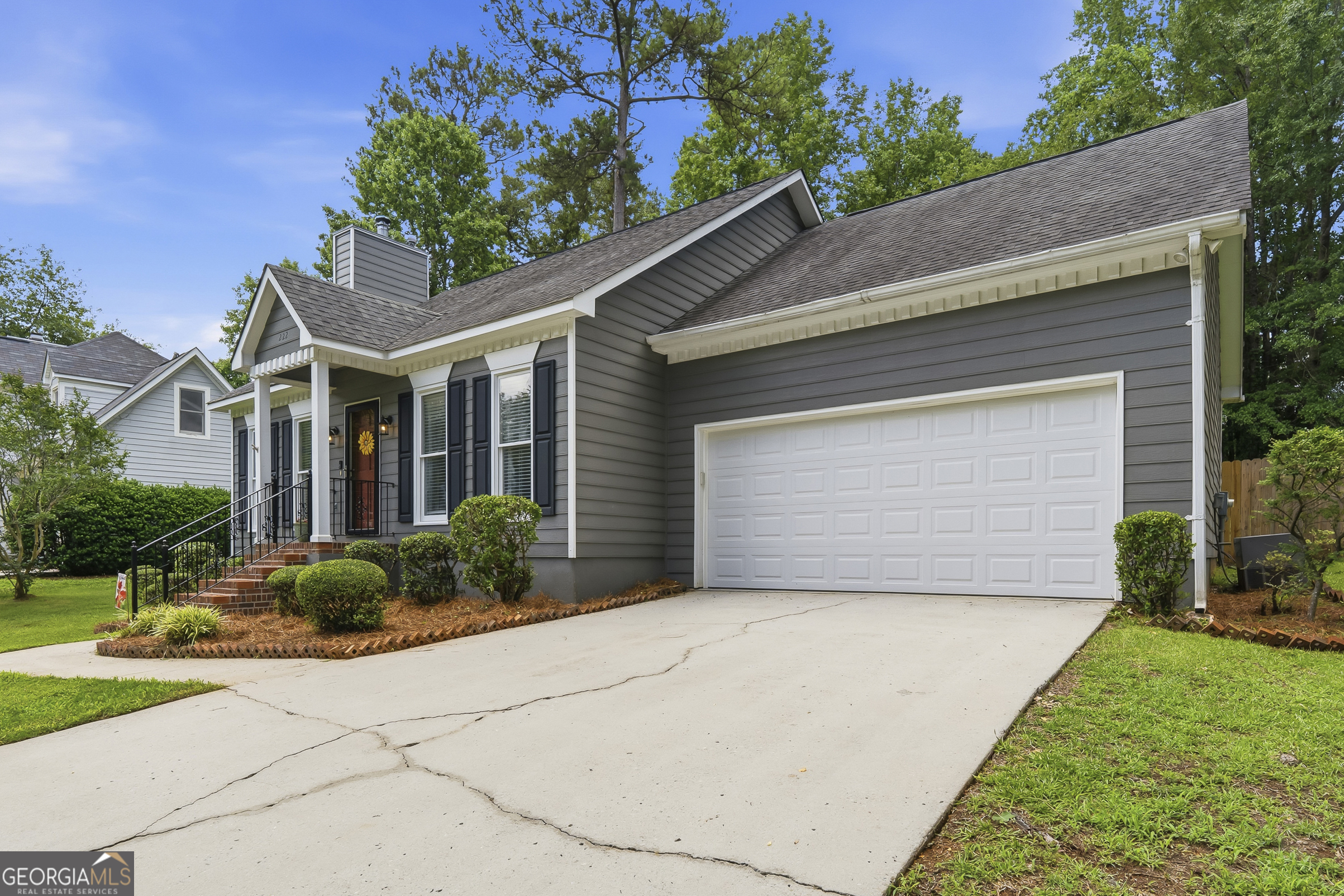 222 Chadwick CIR