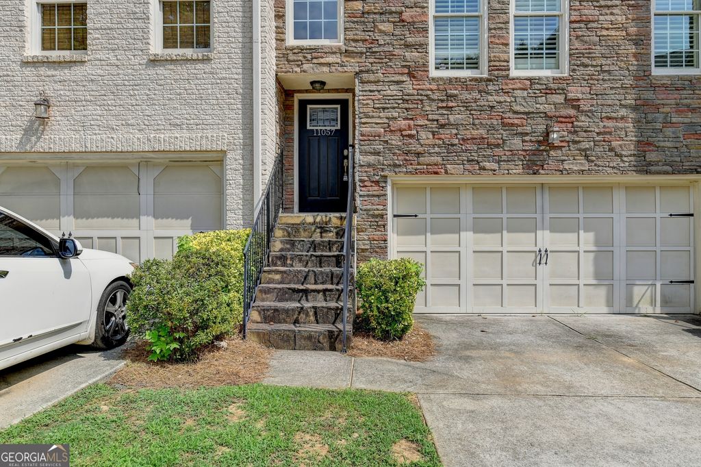 Photo of 11057 Lorin Way, Johns Creek, GA 30097 (MLS # 10761173)