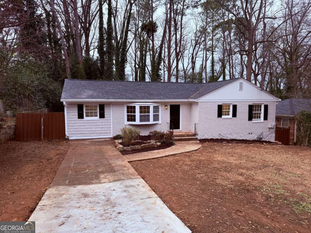 Photo of 697 Farrar Court, Decatur, GA 30032 (MLS # 10678583)