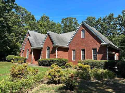 Photo of 104 Tarawood Drive NW, Rome, GA 30165 (MLS # 20142867)
