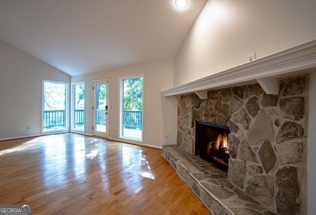 Roswell, Georgia 30076, United States, 4 Bedrooms Bedrooms, ,3 BathroomsBathrooms,Residential,Active,249957