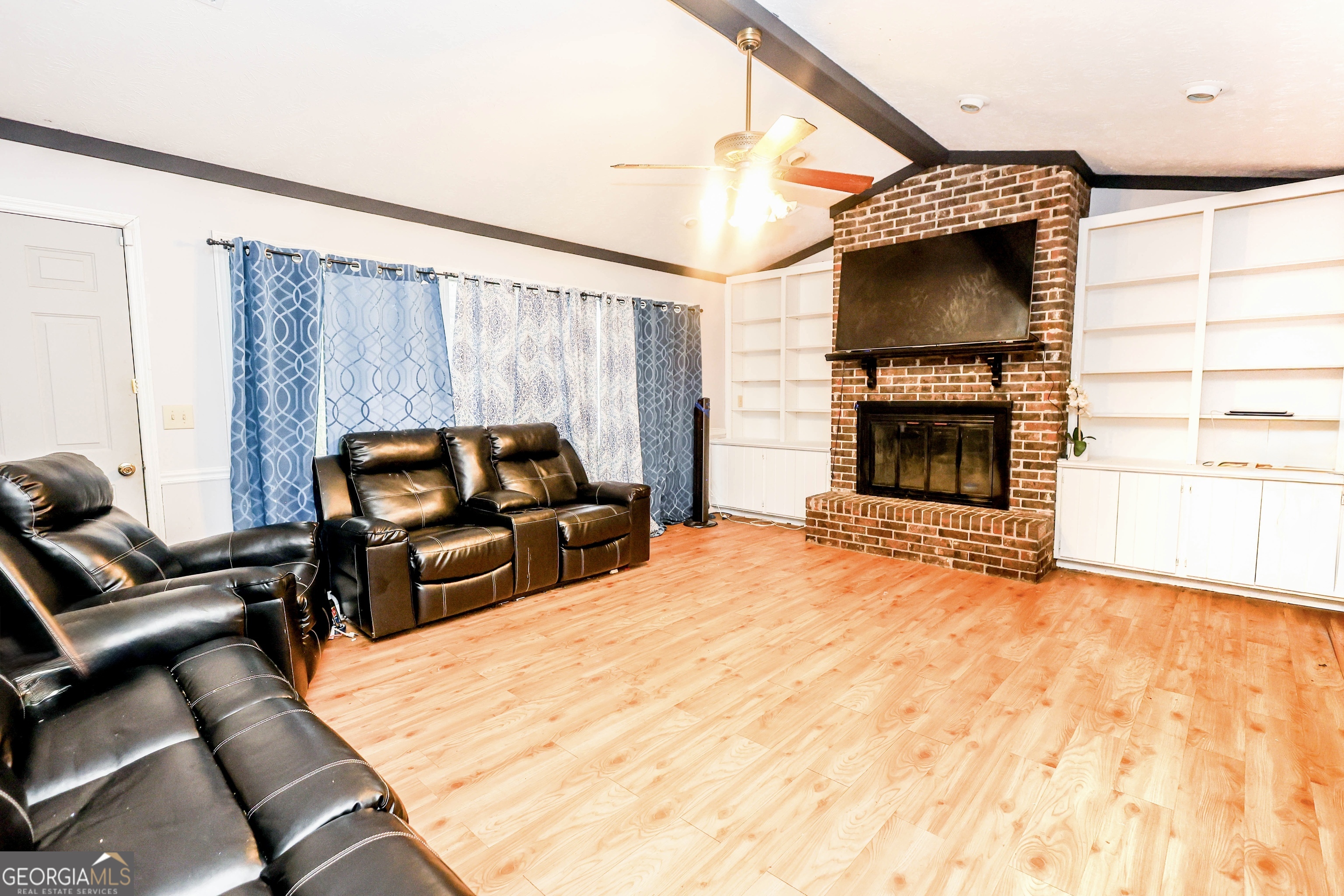 7415 Sierra DR