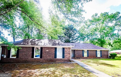 7415 Sierra DR Columbus GA 31904