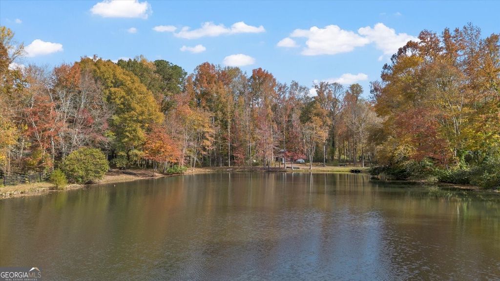 Photo of 4814 MIRROR LAKE Drive, Powder Springs, GA 30127 (MLS # 10640690)