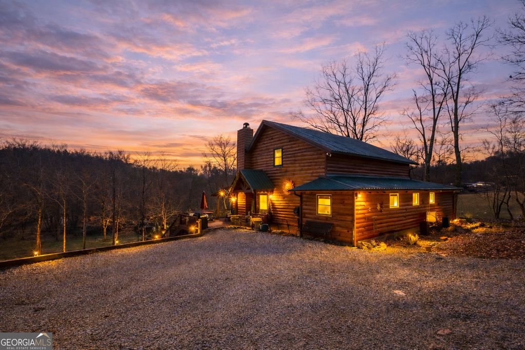 Photo of 28 Wood Lane, Blue Ridge, GA 30513 (MLS # 10689610)