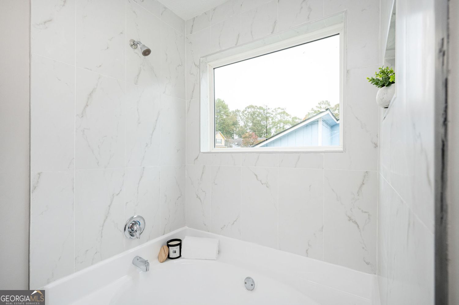 Decatur, Georgia 30035, United States, 4 Bedrooms Bedrooms, ,3 BathroomsBathrooms,Residential,Pending,236126