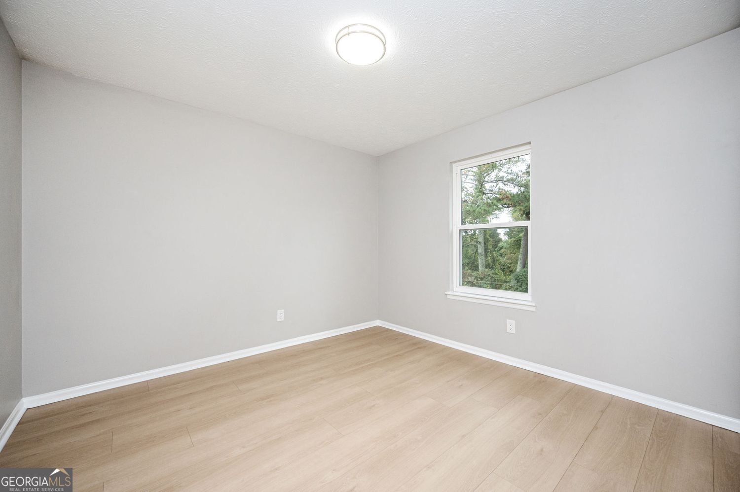 Decatur, Georgia 30035, United States, 4 Bedrooms Bedrooms, ,3 BathroomsBathrooms,Residential,Pending,236126