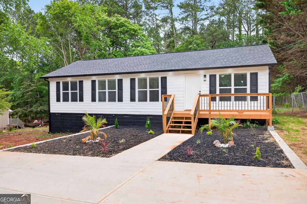 Photo of 2802 Buford Dam Road, Cumming, GA 30041 (MLS # 10761494)