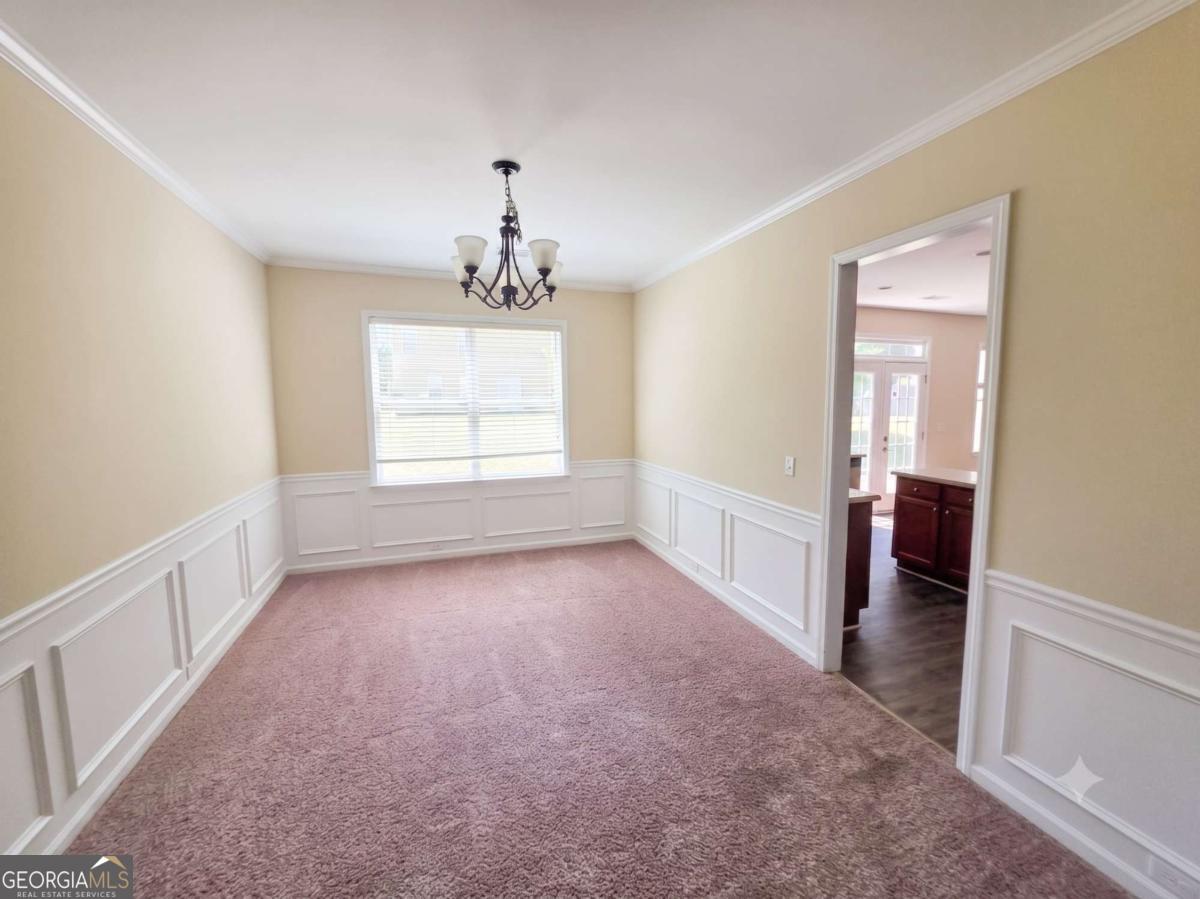 721 Lavender LN