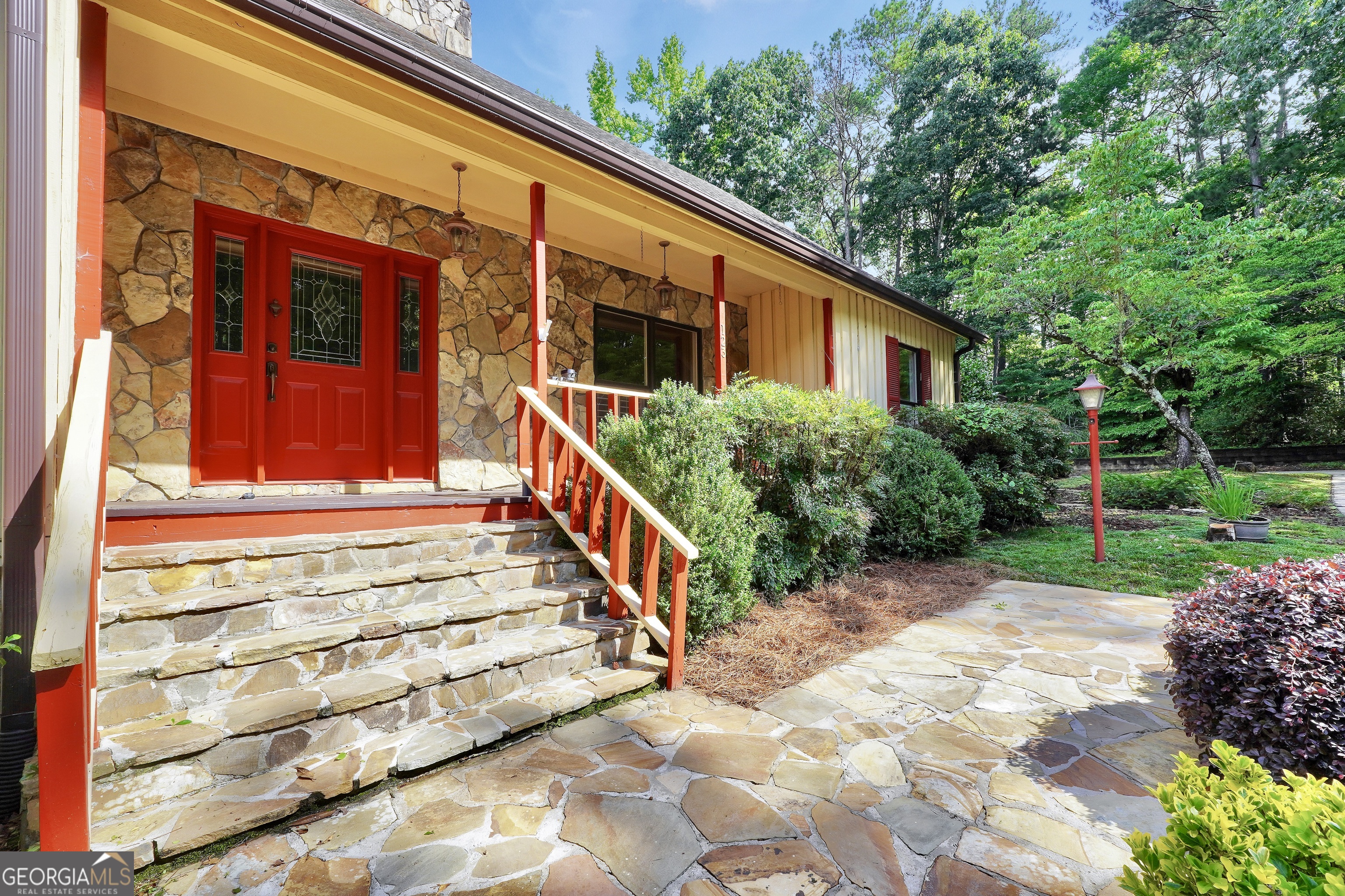 123 Eva LN