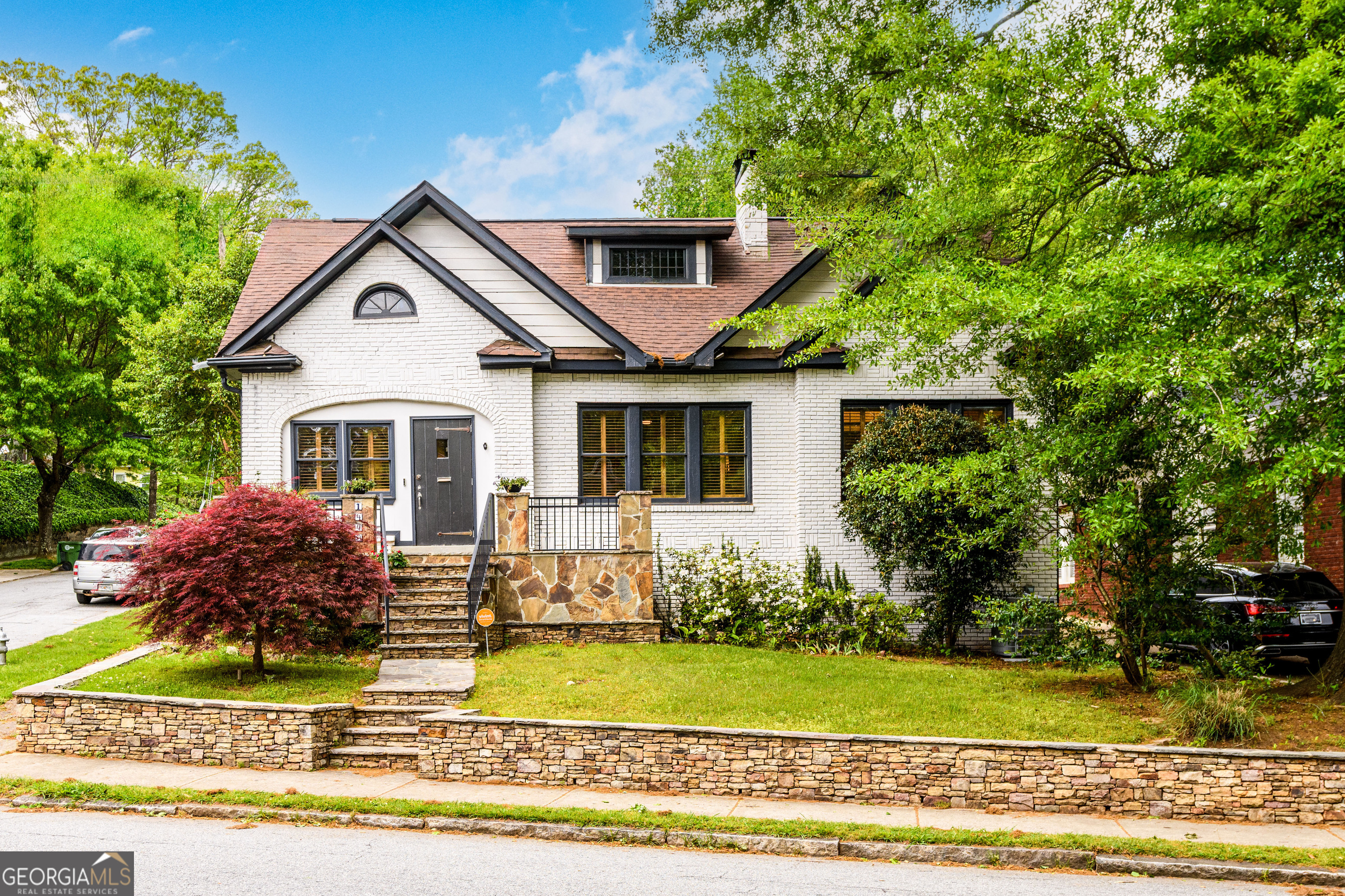 1448 N Highland AVE NE