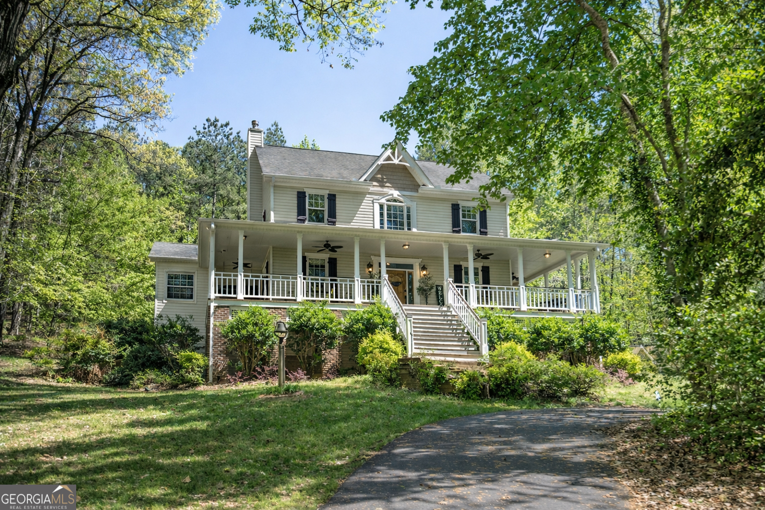 1660A Maple Ridge DR