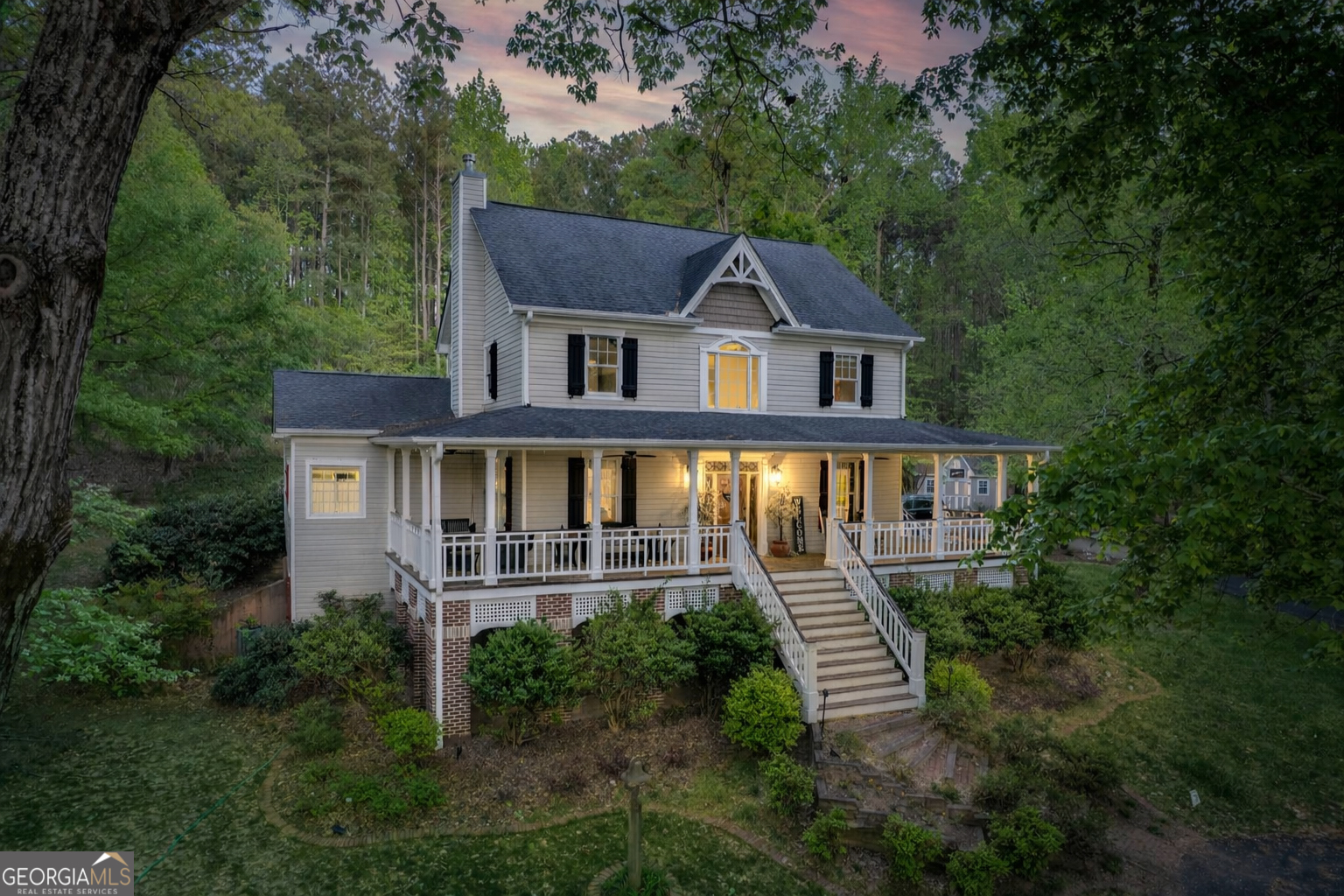 1660A Maple Ridge DR