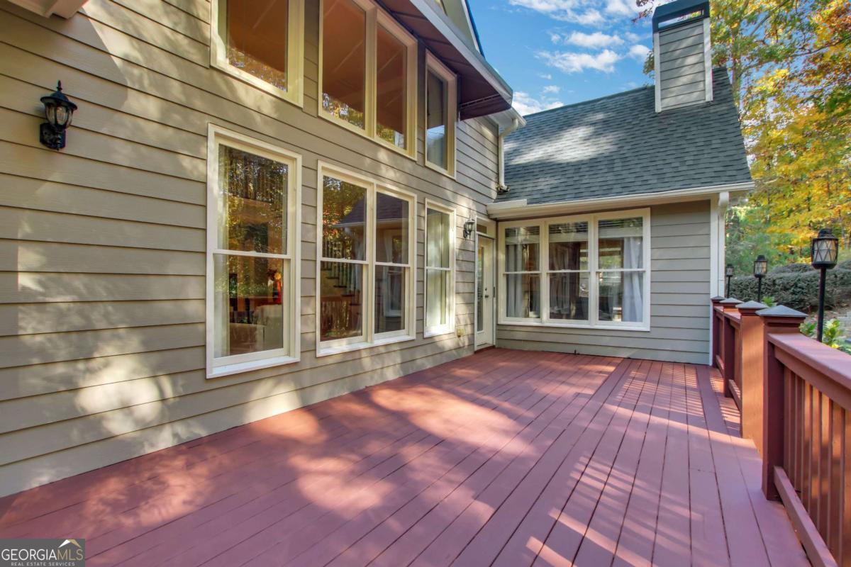 Woodbridge at Hamilton Lake - Residential