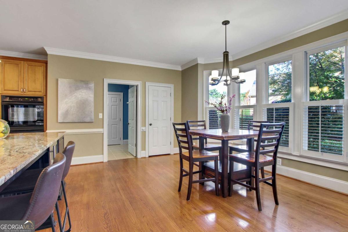 Woodbridge at Hamilton Lake - Residential