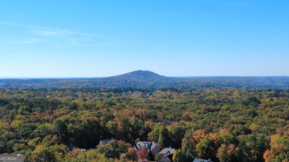 Woodbridge at Hamilton Lake - Residential